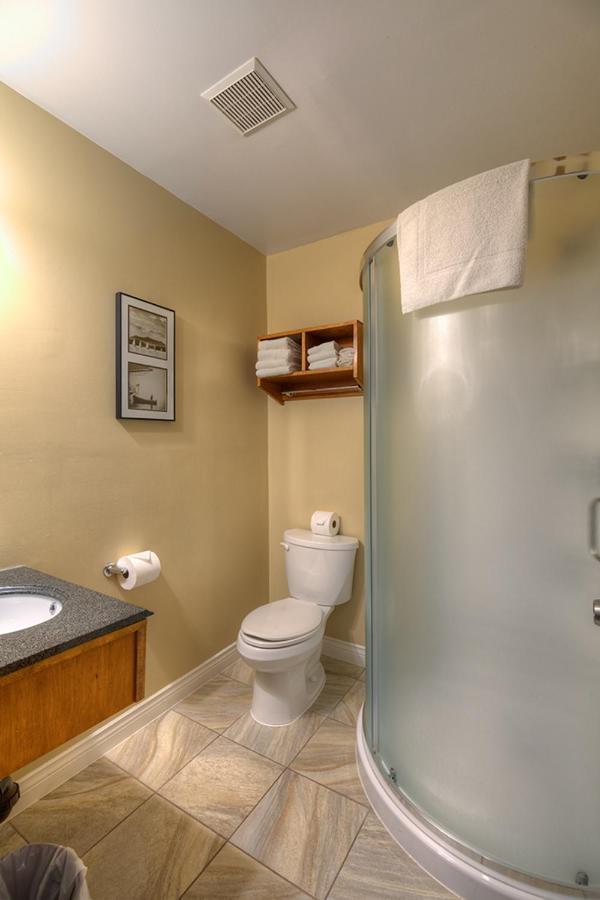 Alpine Motor Inn Альма Экстерьер фото