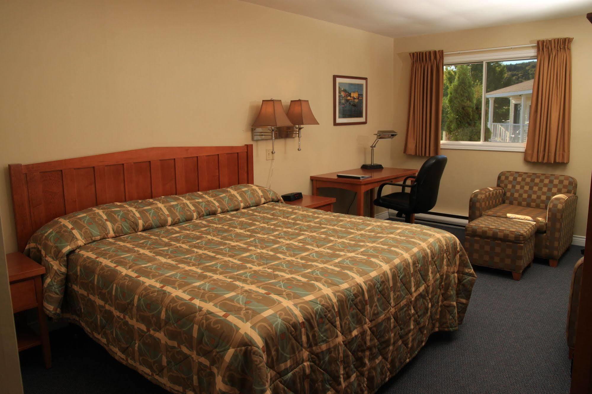 Alpine Motor Inn Альма Экстерьер фото