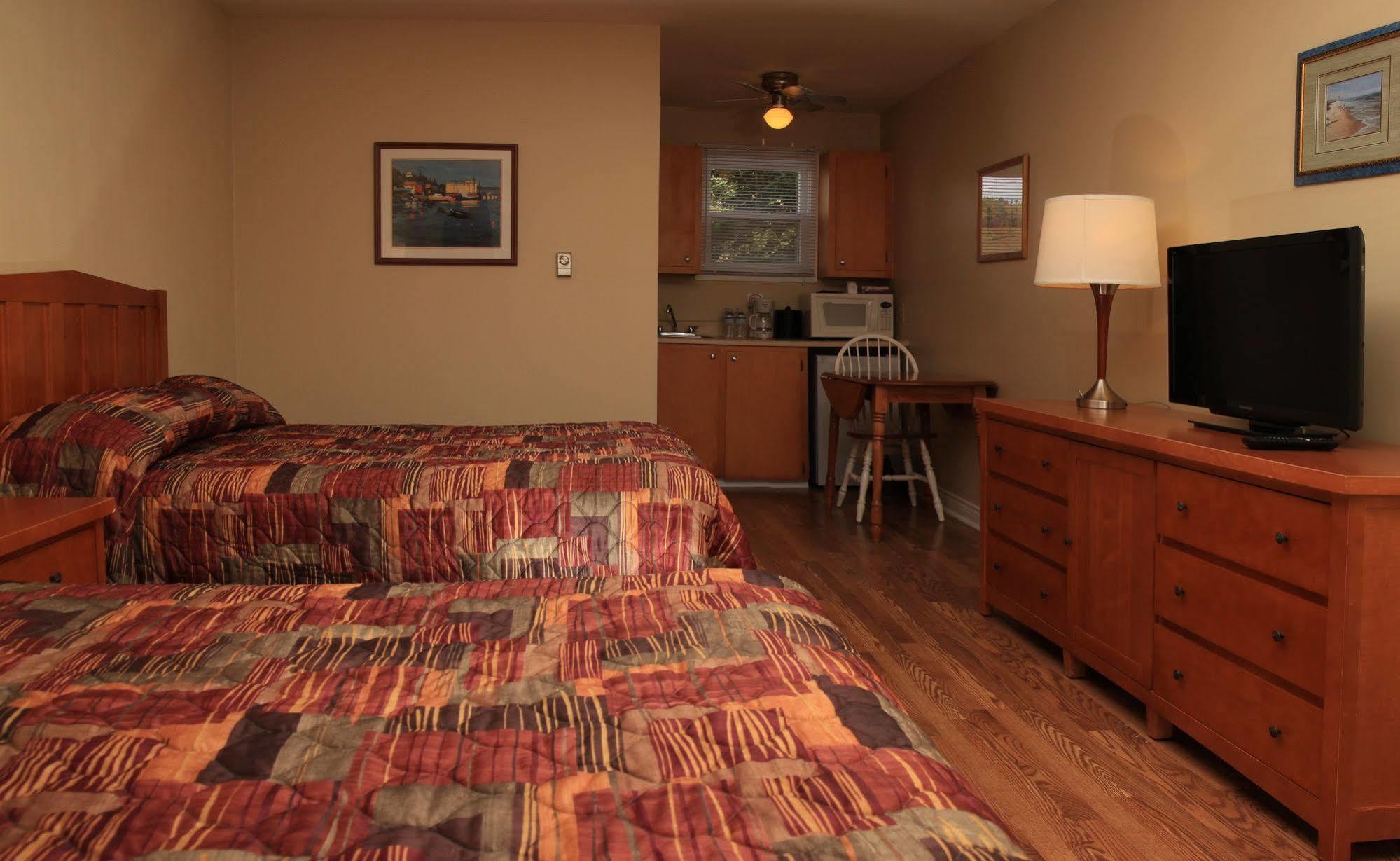 Alpine Motor Inn Альма Экстерьер фото